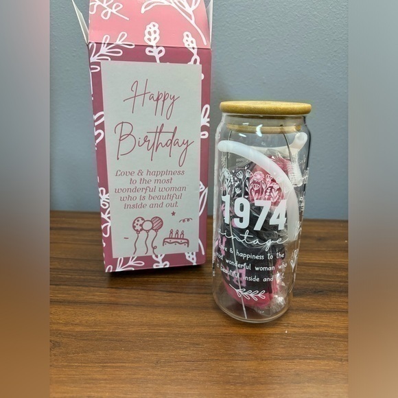 HAPPY BIRTHDAY GIFT 1974 - Picture 1 of 3